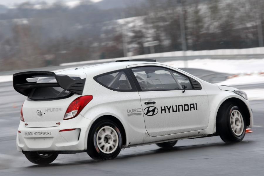  Hyundai i20 WRC 2012 года  (фото 34 из 72)